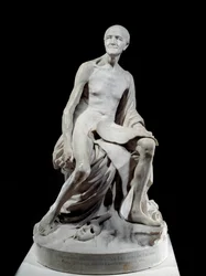 Francois-Marie Arouet dit Voltaire nu (1694-1778) Marble sculpture by Jean-Baptiste Pigalle (1714-1785) 1776 Sun.1,5 m パリ、ルーヴル美術館（Musee du Louvre