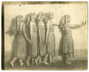 アメリカ、ニューヨークのリベラルクラブでの村の楽しみの準備、c.1905-40