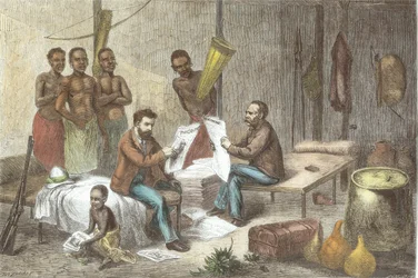 ピアソンによって彫刻された、デビッドリビングストン博士（1813-73）とヘンリーモートンスタンレー博士（1841-1904）が中央アフリカで新聞を受け取った（後の色付け）