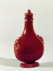 ピルグリムボトル、マイセン、c.1710赤い石器