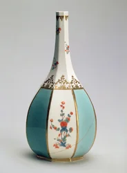 マイセン工場用の日本酒の形のフラスコ、c.1725（磁器）
