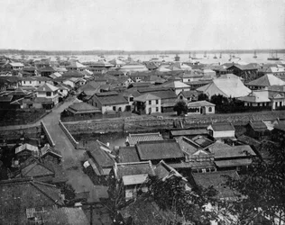 日本の横浜の風景（モノクロ写真