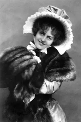マリー・スタッドホルム 1875～1930年、英国の女優、1904年。