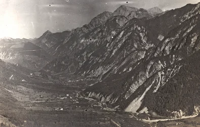 アルバム "Meine weltkriegs - Erinnerungen South-West Front (Carinthia, Italien, South Tyrol) (私の世界大戦-南西戦線の思い出（カリンシア、イタリア、トレンティーノ・アルト・アディジェ）1915/03/1931-12/11/1918 - Josef Zohles Wien ": パノラマ（モノクロ写真