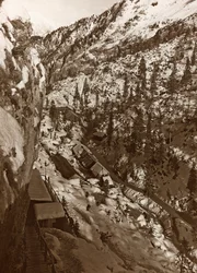 アルバム "Meine weltkriegs - Erinnerungen South-West Front (Carinthia, Italien, South Tyrol) (私の世界大戦-南西戦線の記憶（カリンシア、イタリア、トレンティーノ・アルト・アディジェ）1915年3月31日-1918年11月19日 - Josef Zohles Wien ": 軍の兵舎（モノクロ写真