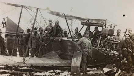 アルバム「Meine weltkriegs - Erinnerungen South-West Front (Carinthia, Italien, South Tyrol) (私の世界大戦-南西戦線の記憶（カリンシア、イタリア、トレンティーノ・アルト・アディジェ）1915/03/1915-12/11/1918 - Josef Zohles Wien ": オーストリアの兵士がミ