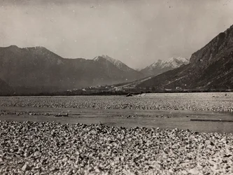 アルバム "Meine weltkriegs - Erinnerungen South-West Front (Carinthia, Italien, South Tyrol) (私の世界の戦争-南西戦線の思い出（カリンシア、イタリア、トレンティーノ・アルト・アディジェ）1915/03/1931-12/11/1918 - Josef Zohles Wien ": 戦地（モノクロ写真）。