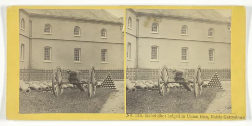 ゲティスバーグの戦いで北軍の銃に撃ち込まれた反乱軍の銃弾（1855年製作者キルバーン兄弟、BWキルバーン