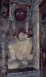 大同市近郊にある雲岡寺の彫刻。中国。