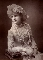 バイオレットキャメロン、イギリスの女優、1882年