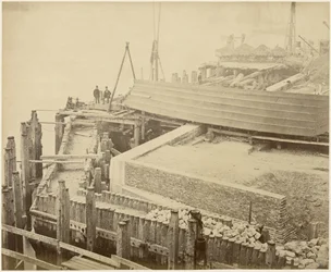拡大されたライムハウス・ベイスンの建設（ロンドン、1869年5月