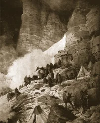 イタリアのオーストリアとの高山戦争: 1916 年 6 月 21 日、「The Illustrated War News」より、山腹で祝われるミサ (リソ)