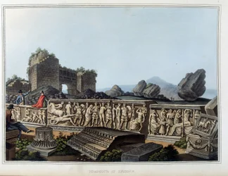 現在のトルコにあるギリシャの古代都市エフェセの遺跡とフリーズの彫刻。 ルイジ・マイヤーがロンドンで撮影した原画をもとにしたオスマン帝国の支配地域、ヨーロッパ、アジア、および地中海の島々の景観」に掲載されています。