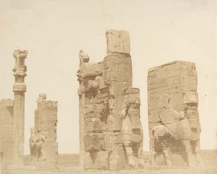 ペルセポリスの古代のイングレッツァの門]1858年