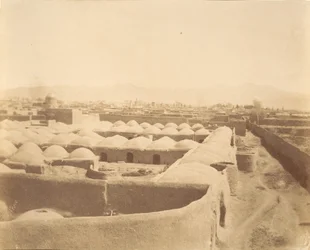 [イラン、テヘラン、アルクの南門］1840年代～60年代。