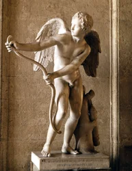 弓を持つエロス（クピド）、1753年。リュシッポス作「テスピアイのエロス」の複製。ローマ、カピトリーノ美術館。