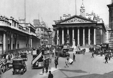 シティ、ロンドンの中心、1926-1927。