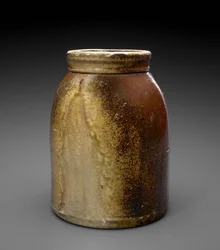ジャー、c。 1881-1892（すべり釉石器）