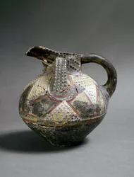 ミノア美術：バルボティン・スタイルの陶製花瓶。アギア・トリアダ（Hagia Triada）から。紀元前1500年頃。ディム。15.5 cm Heraklion, archeological museum