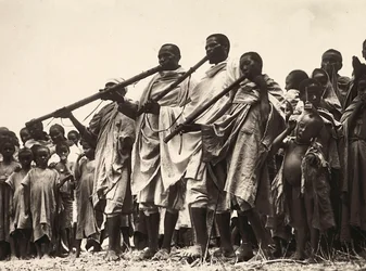 ファシストの時代に帝国を築く。アビシニアンの音楽隊、1936年9月5日（モノクロ写真