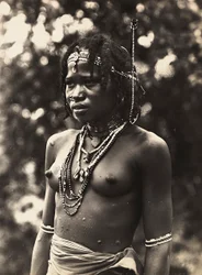 帝国を築く？ファシスト時代：Cunama girl、09051936