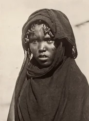 ファシズムの時代に帝国を築く：ダンカルの女性 1936年09月05日（モノクロ写真