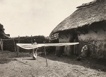 ファシストの時代に帝国を築く：織物の準備、1936年05月09日（モノクロ写真