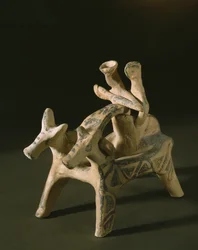 チャリオット、アッティカ、マルコポーロの墓から、後期紋章時代IIIA〜IIIB、紀元前1400〜1200年（テラコッタ）