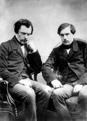 フランスの作家エドモンとジュール・ド・ゴンクール兄弟（1855年頃） picture by Nadar