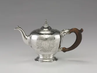 ティーポット、1755～1760年頃（銀製