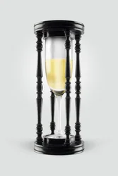 今こそ飲む時だ、2022年（写真：Getty Images）