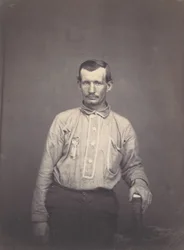 Man Holding Patent Office Book、カリフォルニア州。 1857年。