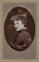 Jane Dieulafoy 1851-1916の肖像、c。 1890年。