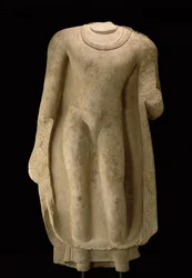仏の立像（頭欠）、ガンダーラ