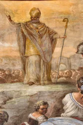 イタリア、タラント、大聖堂のサン・カタルド礼拝堂、丸天井と太鼓に描かれた1714年のパオロ・デ・マッテイ作の聖人の生涯を描いたフレスコ画（写真）。