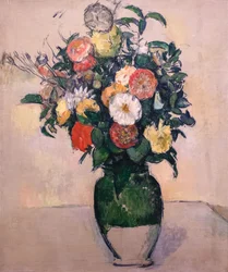 緑の花瓶の花