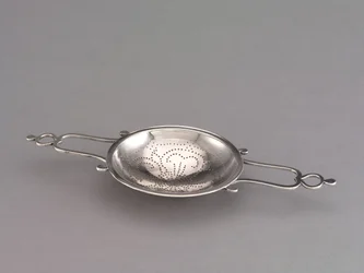 ストレーナー、1760年頃