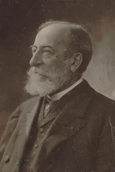 作曲家カミーユ・サン＝サーンスの肖像 1835-1921 年、1910 年。