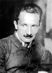 マルティン・ハイデガー、1920年頃（モノクロ写真）
