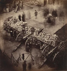 コミューンのバリケード、4 月 71 日。Place Hotel de Ville と Rue de Rivoli の角、1871 年。