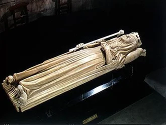イザベラ・オブ・バイエルン（1371-1435）の墓（大理石