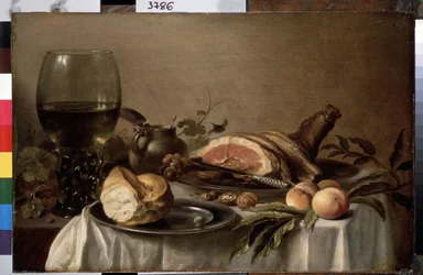 「ハム、パン、桃、ナッツを添えた朝食の静物画」 (ハムを添えた朝食) Pieter Claesz 作 (1597-1660 年頃) 1647 Dim. 40x61 cm サンクトペテルブルク、エルミタージュ美術館