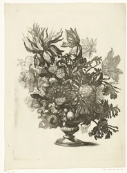 花とガラスの花瓶 花束の花瓶（シリーズ名）