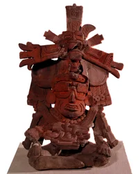 先コロンブス期文明：火の神を表した埋葬用の壺。西暦200-300年。メキシコシティ、国立人類学博物館、メキシコ