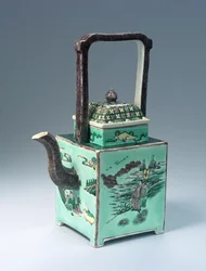 大規模な緑の家族のティーポット、康西時代（1662-1722）（磁器）