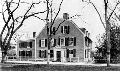 1923年、マサチューセッツ州ケンブリッジのオリバーウェンデルホームズ邸。