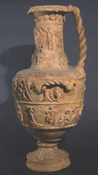 浮き彫りのヒドラ、ファリエリ（粘土）