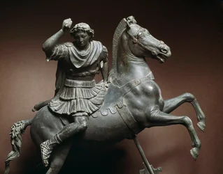 馬上のアレクサンドロス大王（紀元前356-323年）。馬はブケファロスとされる。シキュオンのリュシッポス（紀元前395-305年）の原作に基づくブロンズ彫刻。ナポリ、国立考古学博物館