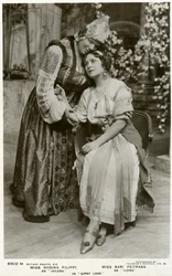Rosina FilippiとSari Petrass、女優、c1912。