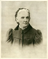 レーニン(1870-1924)の母、マリア・アレクサンドロヴナ・ウラノフ(1835-1916)の肖像。写真撮影、「私たちのイリイチ」にて、国立児童文学館、モスクワ